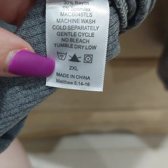 Candy Closet Brand New Grey Long Sleeve Shirt - Picture 2 of 3